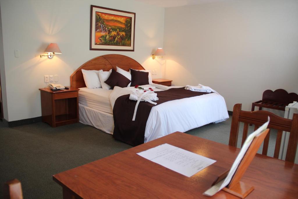 Casona Plaza Hotel Puno Szoba fotó